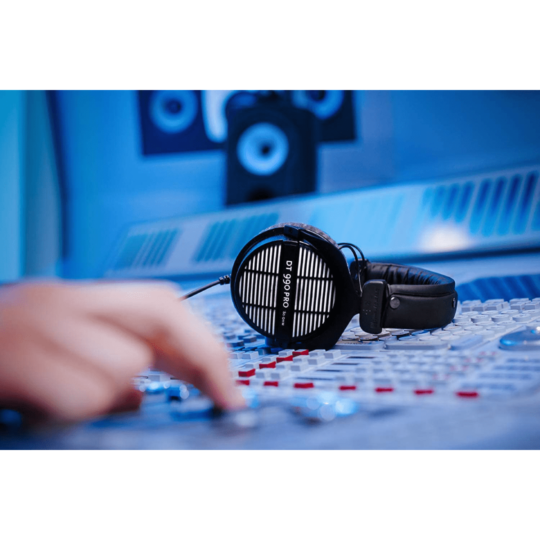 Audífonos Beyerdynamic DT 990 PRO (80 Ohm) imagen 4 — La Tienda de Audio Colombia