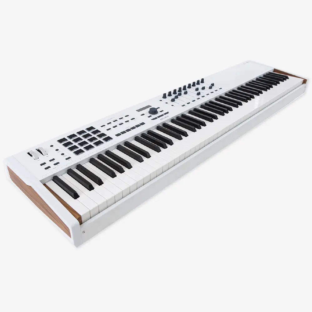Arturia KeyLab Essential 88 (Blanco) imagen 2 — La Tienda de Audio Colombia