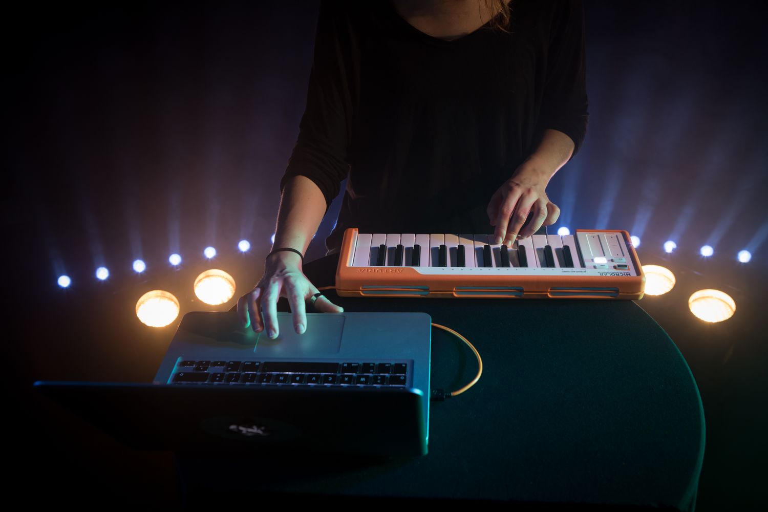 Controlador Arturia MicroLab imagen 5 — La Tienda de Audio Colombia