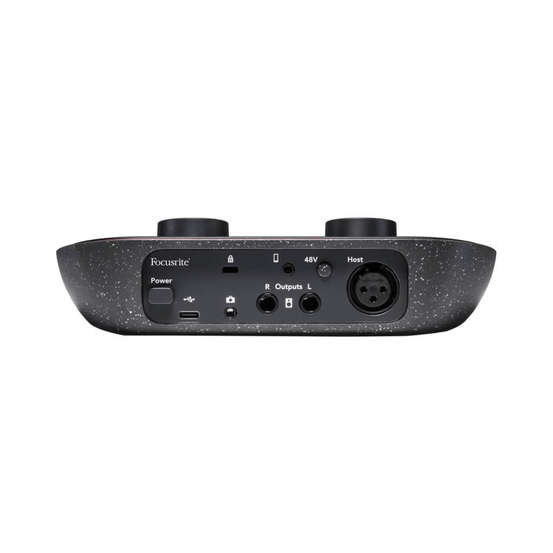 Combo Focusrite Vocaster One Studio imagen 5 — La Tienda de Audio Colombia