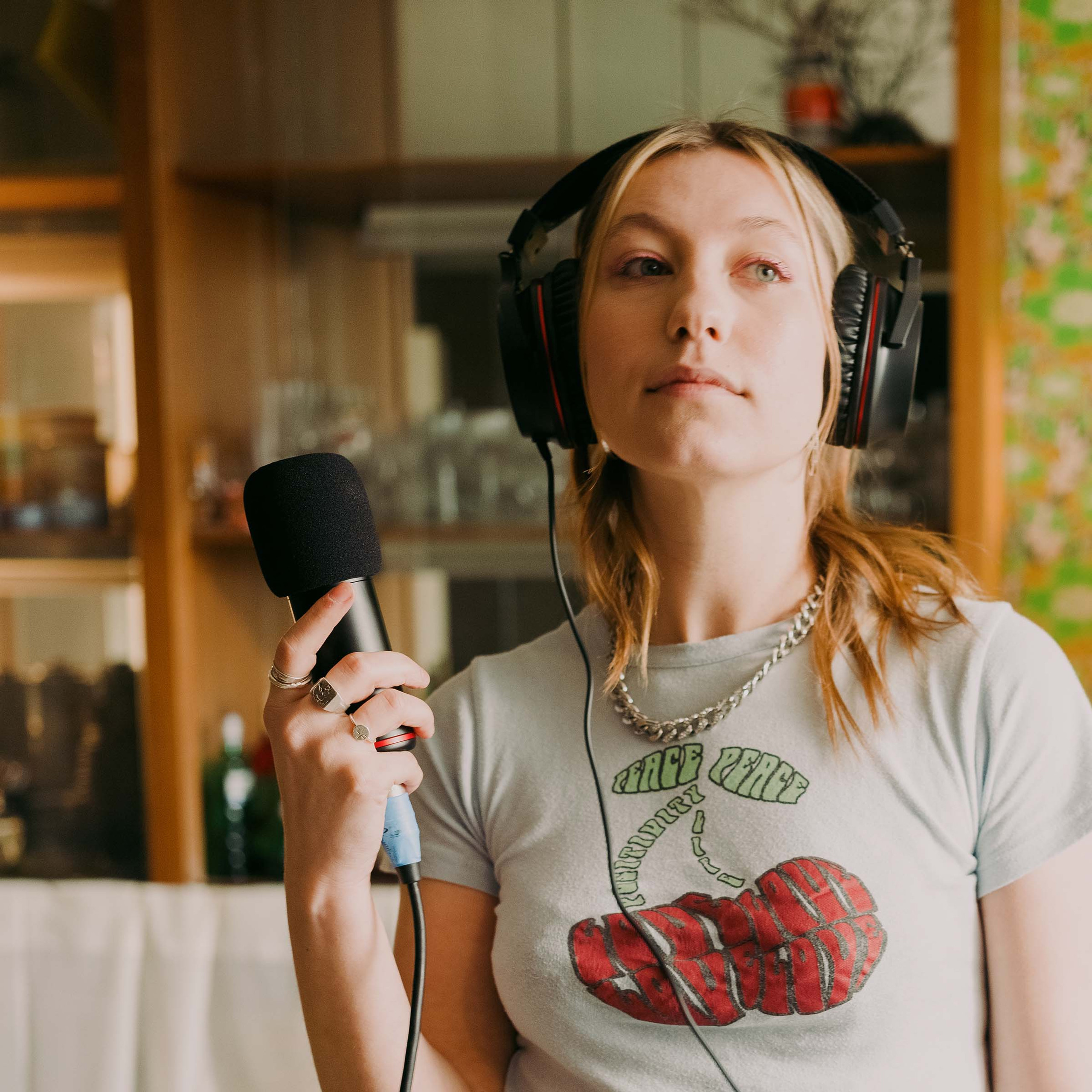 Interfaz Focusrite Scarlett 2i2 Studio 4G imagen 5 — La Tienda de Audio Colombia
